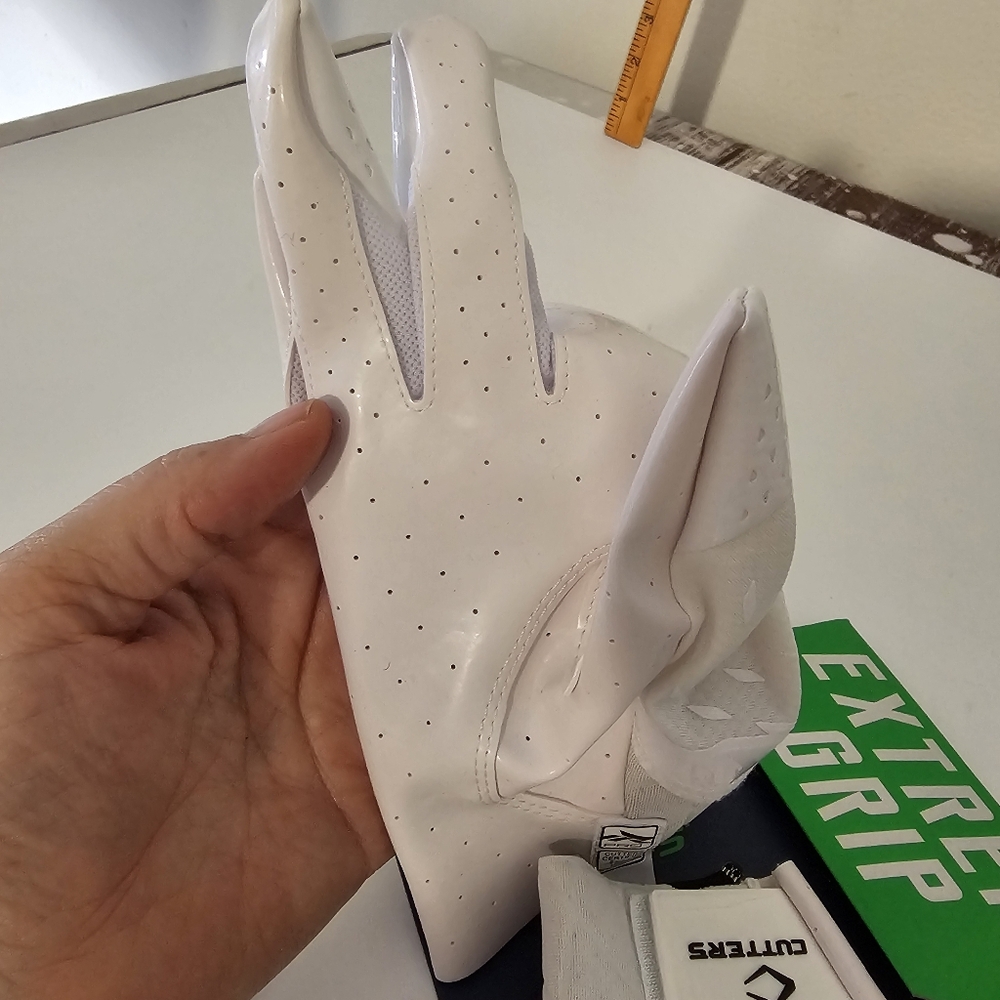 Men's Extreme Grip Gloves - White - Picture 9 of 10